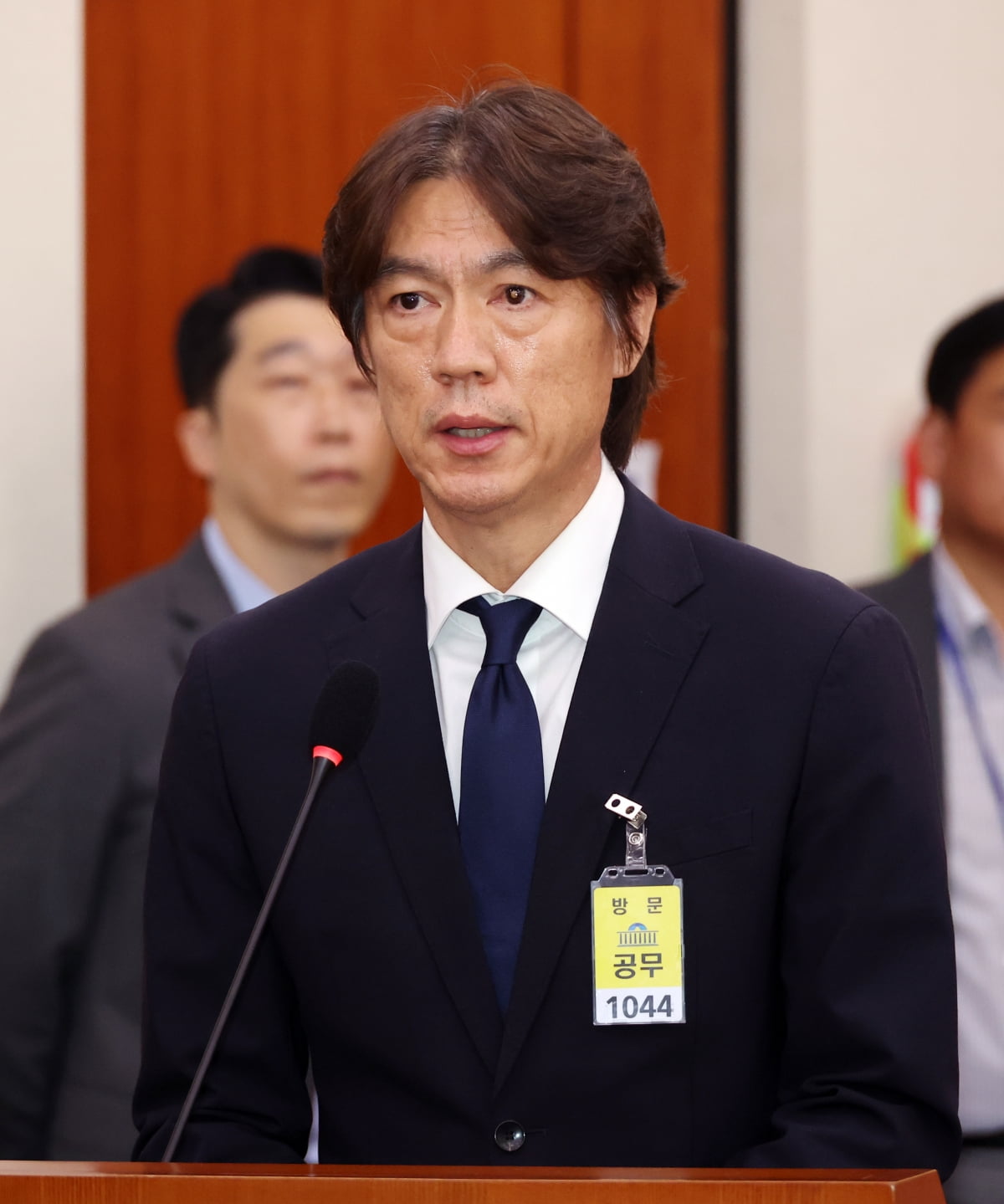 同曦新赛季动员会！西热坐沙发，郭昊文祝铭震居首排，林葳成壮汉