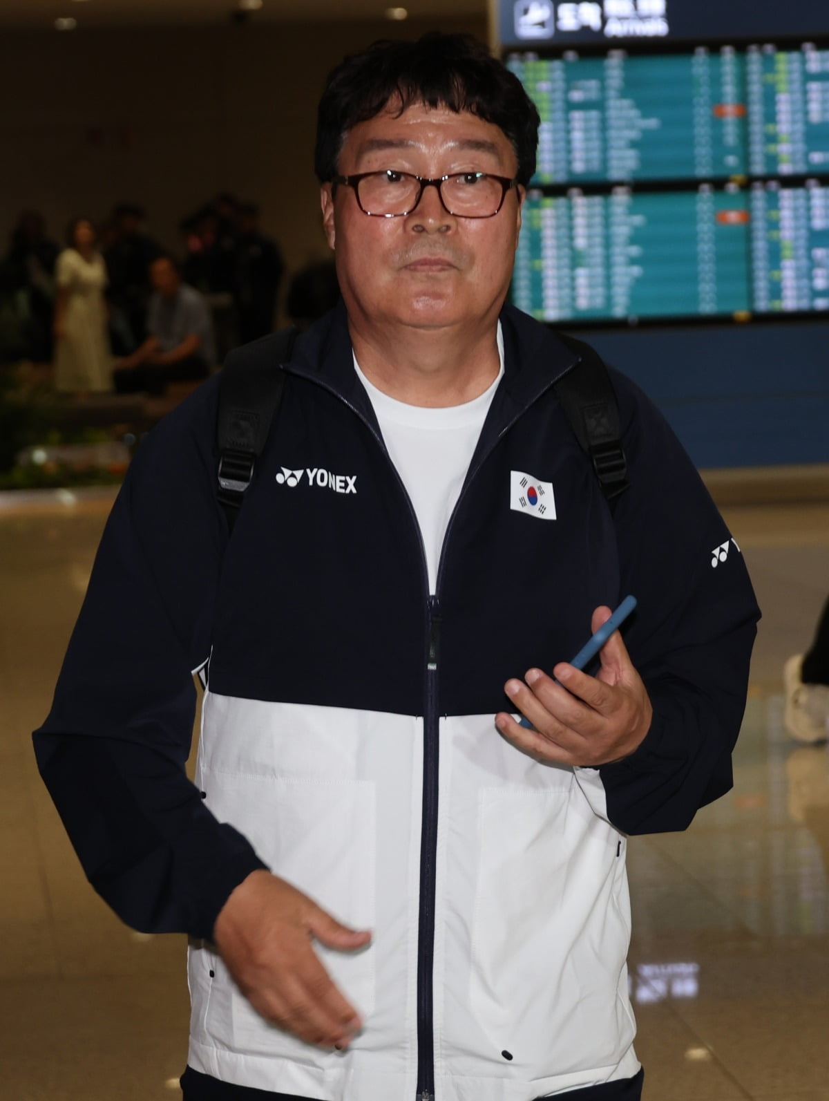 西甲战报：维森特开场闪击 马丁内斯献世界波 阿拉维斯2-0拉斯帕尔马斯