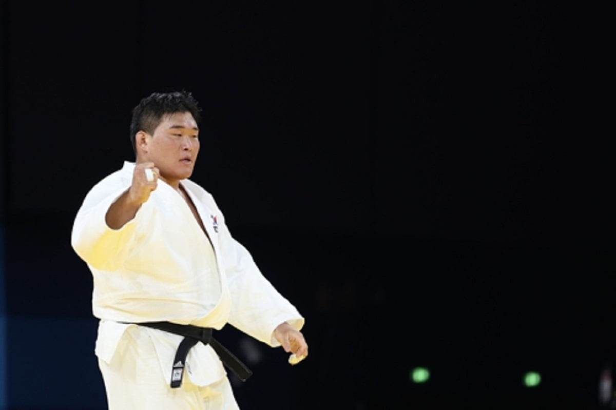 拜仁将士谈欧冠分组抽签：和大巴黎像夫妻 很高兴与弗里克重逢