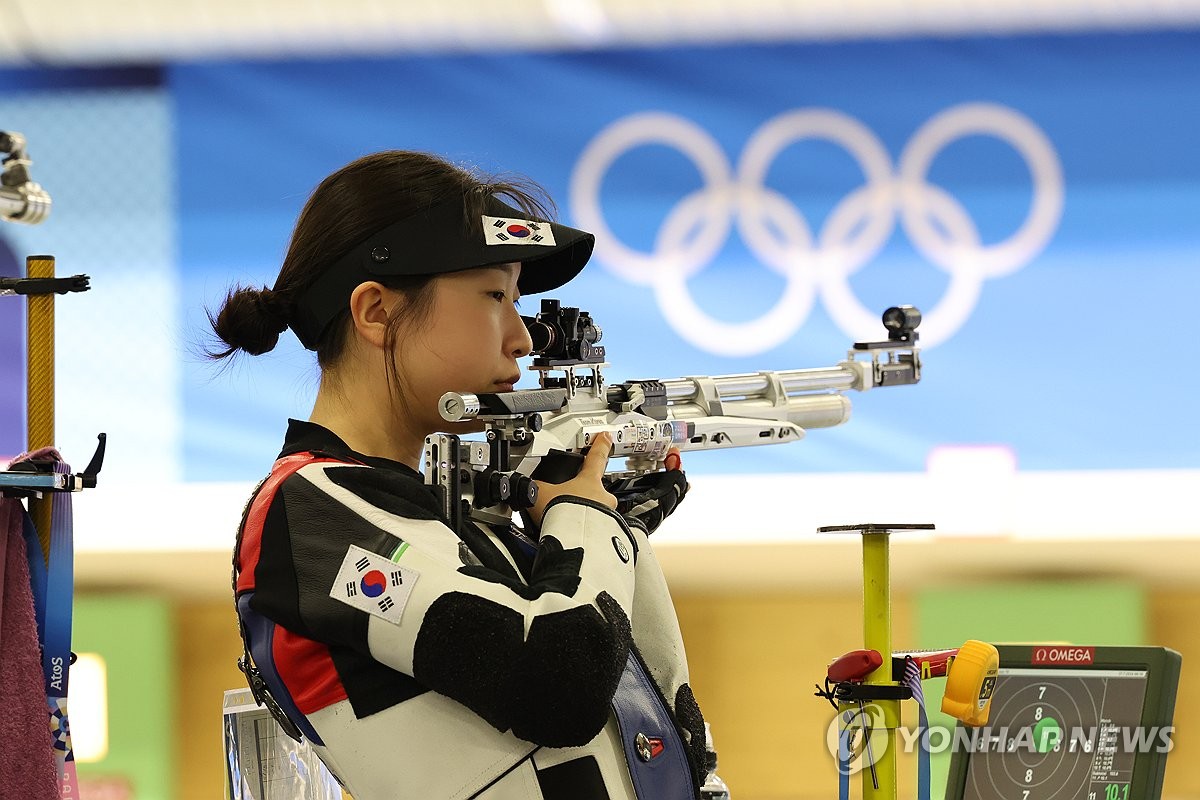 官方：凯尔特人日本中场岩田智辉加盟伯明翰，双方签约3年