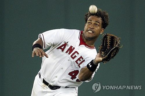 AC米兰vs莱切全场数据：射门数15-16，射正数6-7