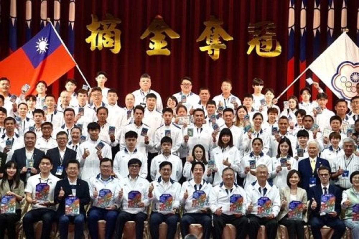执教利物浦前16战14胜，斯洛特创造英超球队主帅纪录