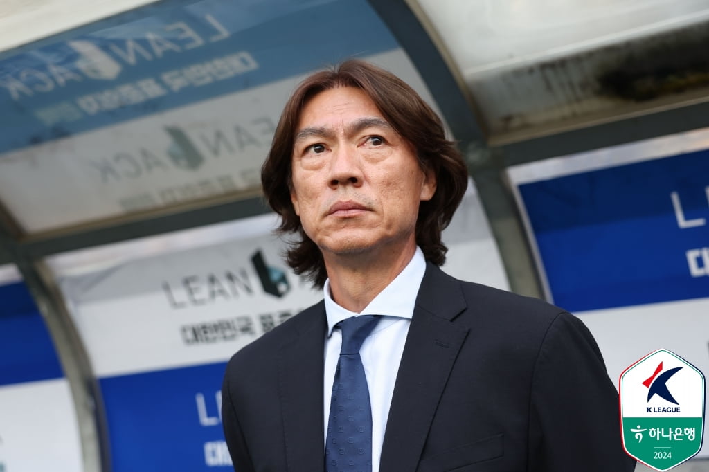 斯基拉：齐尔克泽的经纪人要和曼联会面，谈谈冬窗的计划