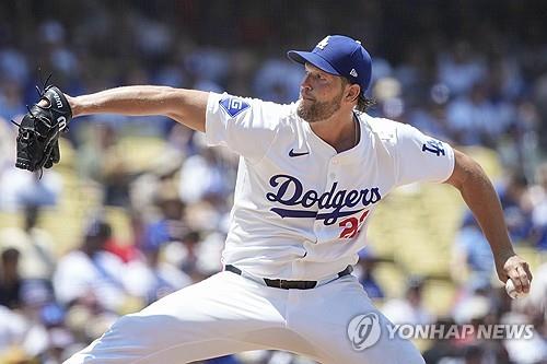 ⚽欧冠战报：进球大战！凯恩大四喜 奥利斯双响 拜仁9-2萨格勒布迪纳摩